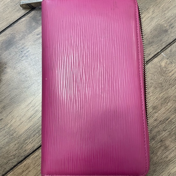 Louis Vuitton Zippy Organizer - Picture 2 of 8